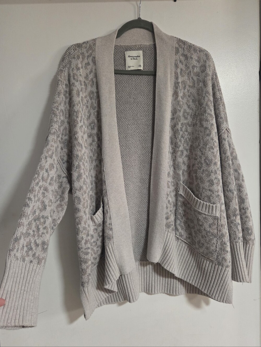 Abercrombie & Fitch Light Grey Leopard Print Open Slouchy Relaxed Cardigan